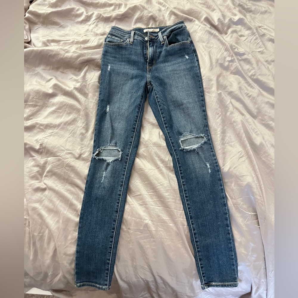 Levi’s 721 high rise skinny, size 25